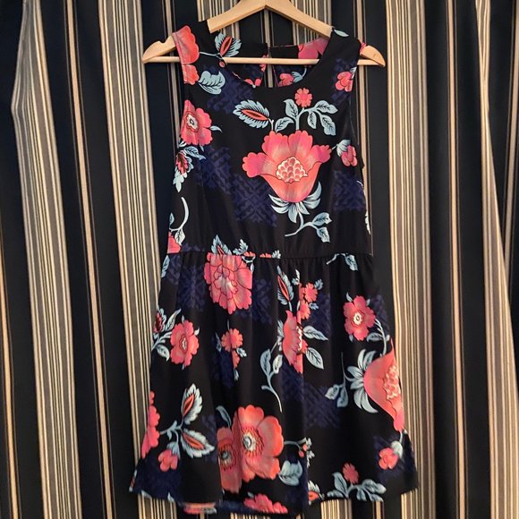 Navy/Pink Floral Open-Back Dress - Picture 2 of 7